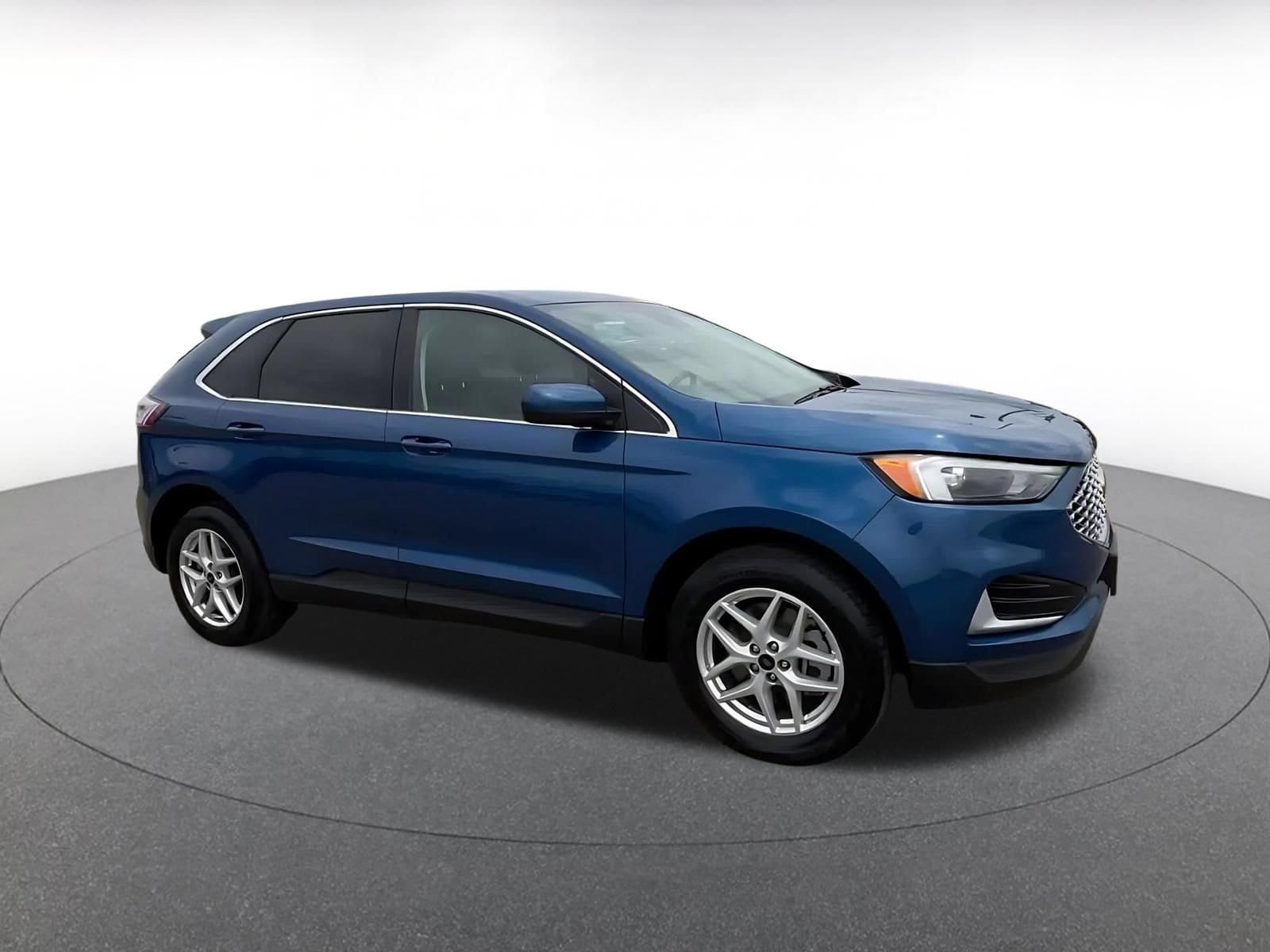 Thumbnail: 2024 Ford Edge - 2