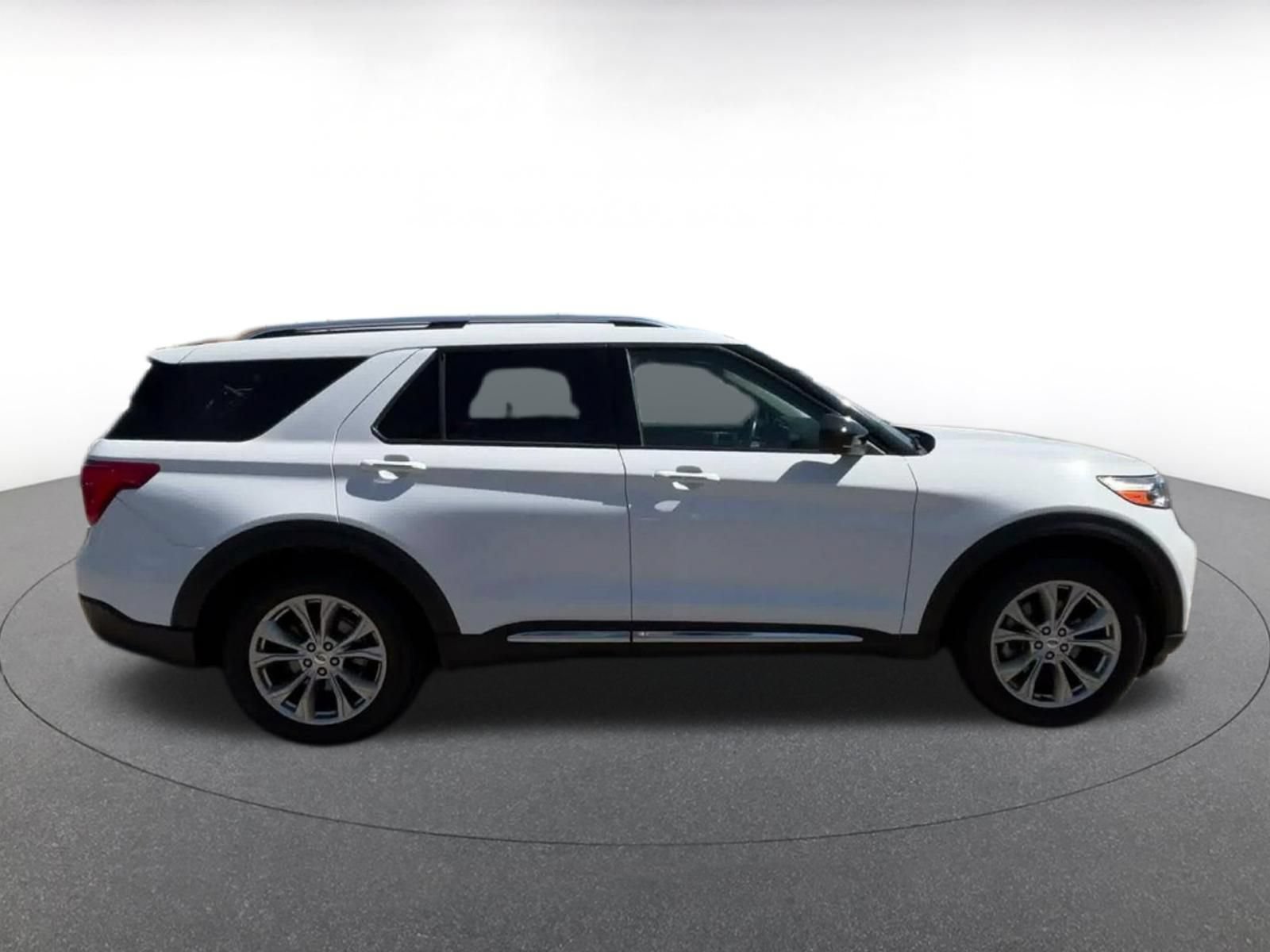 Thumbnail: 2023 Ford Explorer - 15