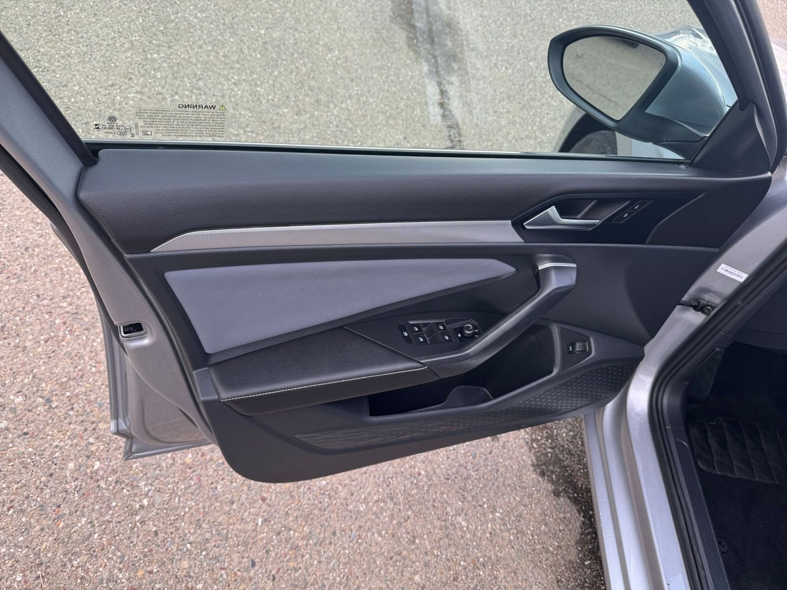 Thumbnail: 2025 Volkswagen Jetta - 20