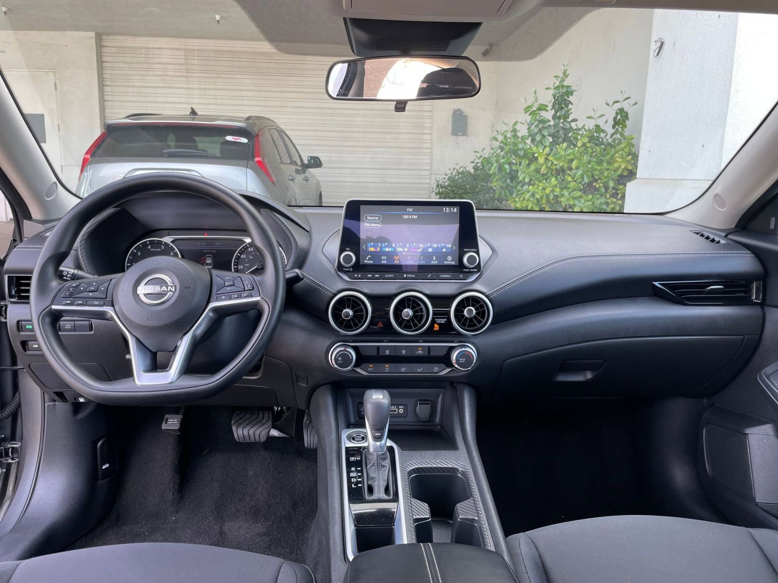 Thumbnail: 2025 Nissan Sentra - 32