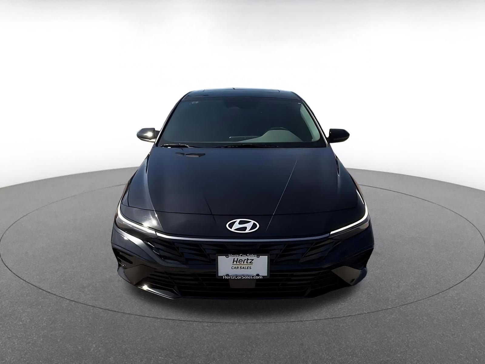 Thumbnail: 2025 Hyundai Elantra - 4