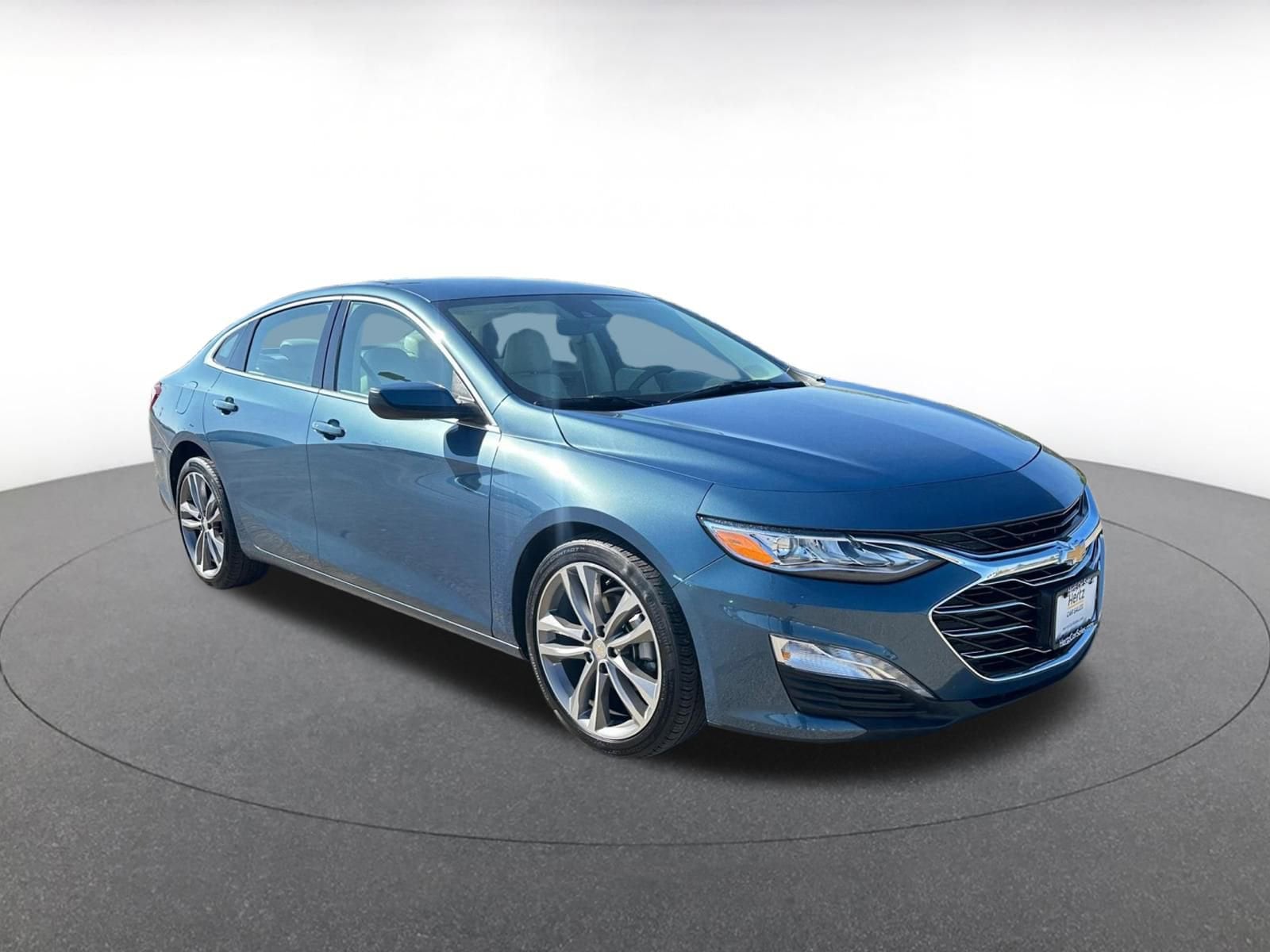 Thumbnail: 2024 Chevrolet Malibu - 1