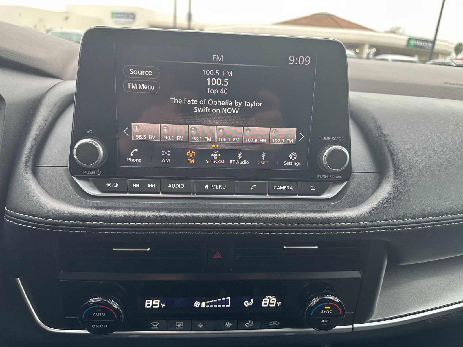 Thumbnail: 2023 Nissan Rogue - 18