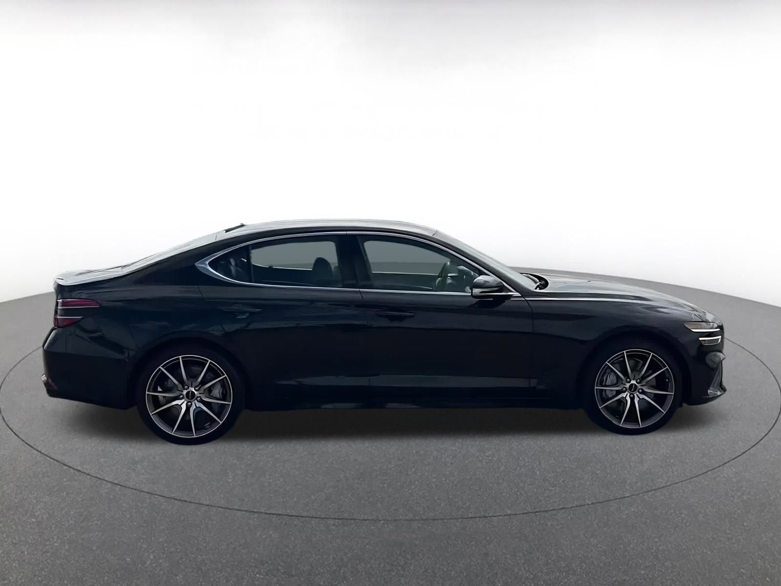 Thumbnail: 2025 Genesis G70 - 17