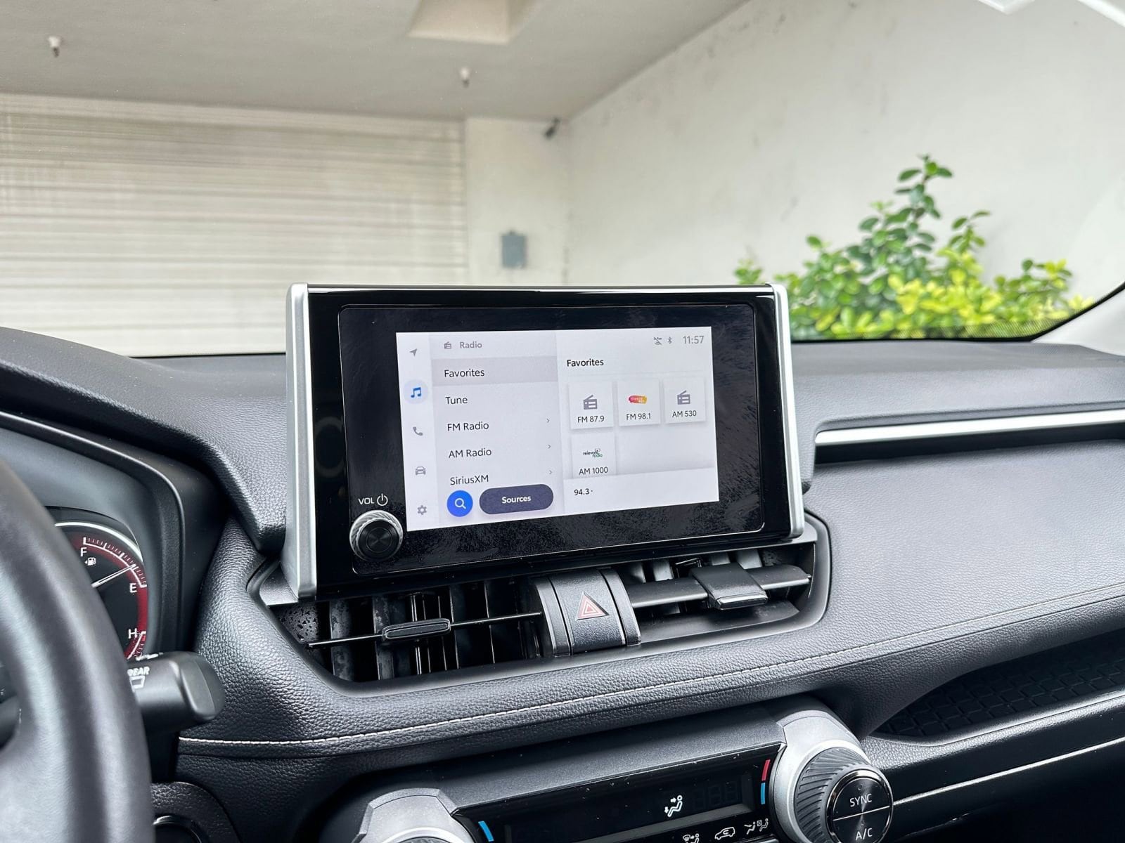 Thumbnail: 2025 Toyota RAV4 - 21