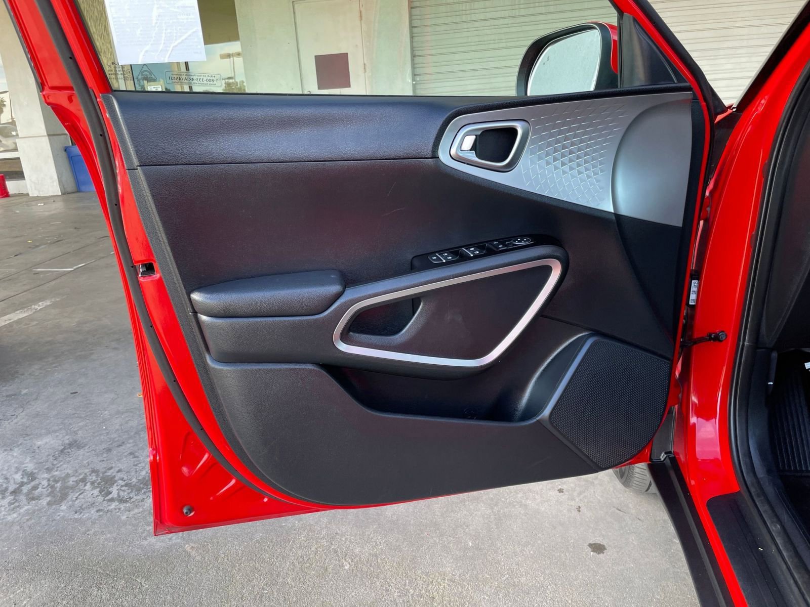 Thumbnail: 2025 Kia Soul - 18