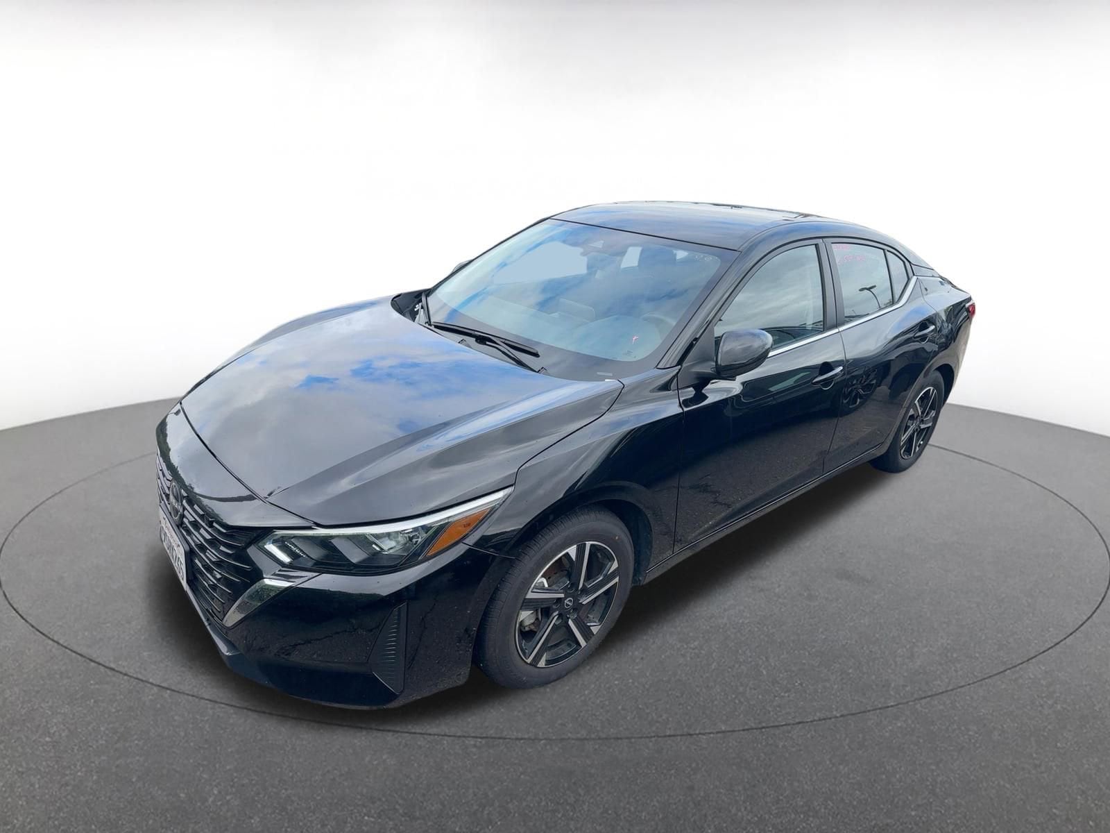 Thumbnail: 2025 Nissan Sentra - 3