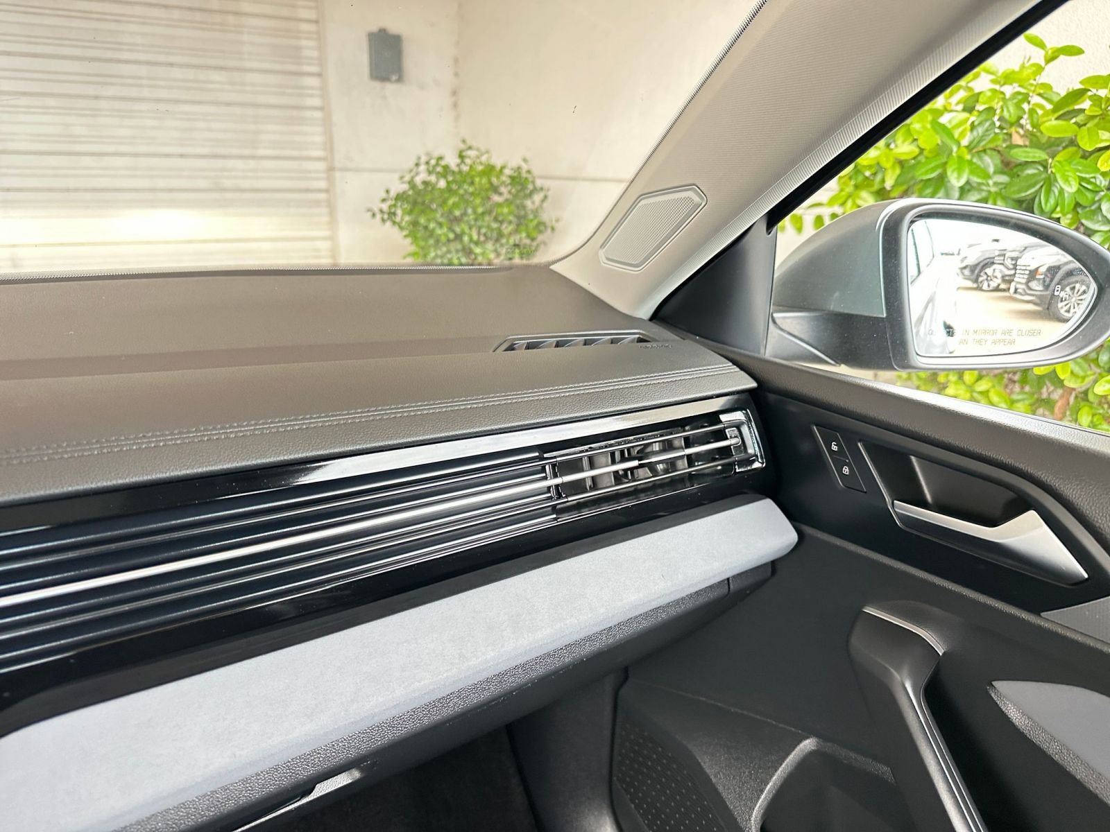 Thumbnail: 2025 Volkswagen Jetta - 35