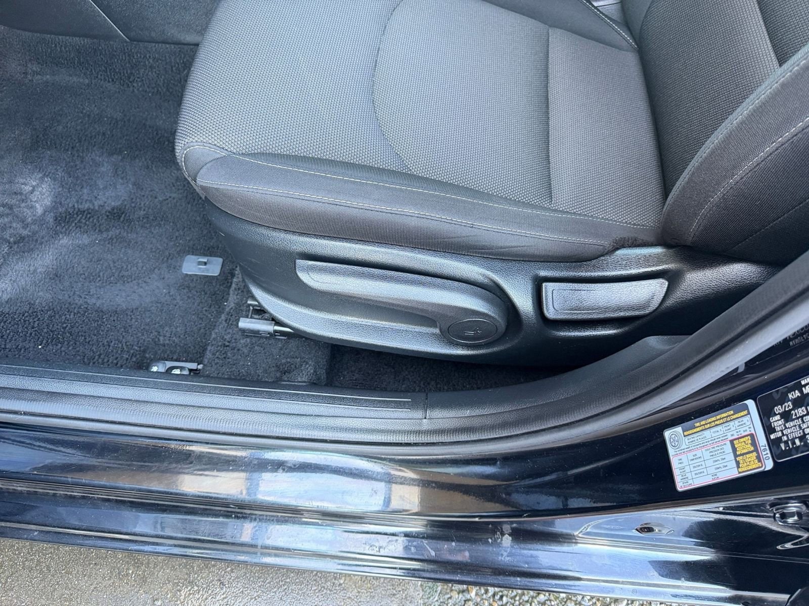 Thumbnail: 2023 Kia Forte - 22