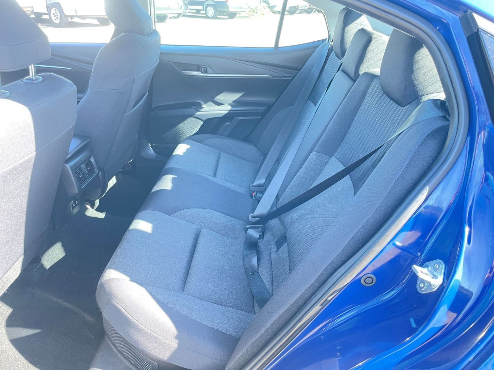 Thumbnail: 2025 Toyota Camry - 25