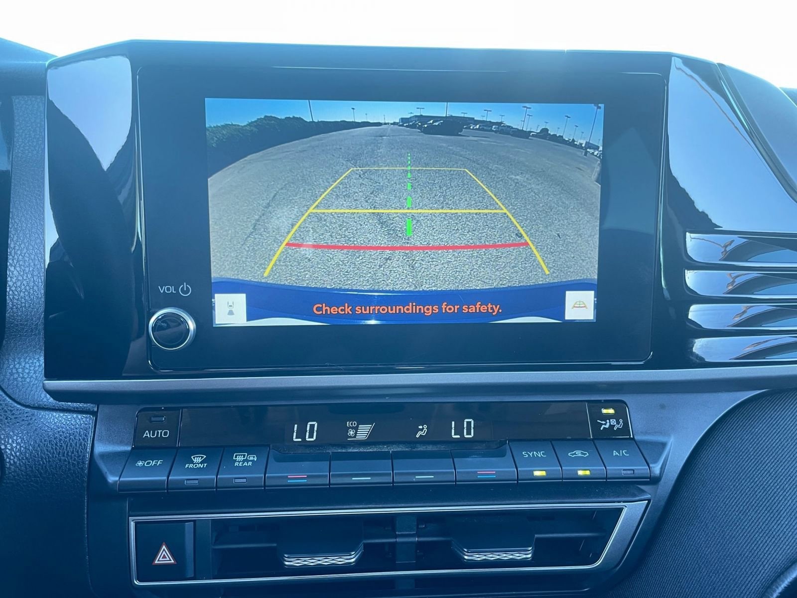 Thumbnail: 2025 Toyota Camry - 17