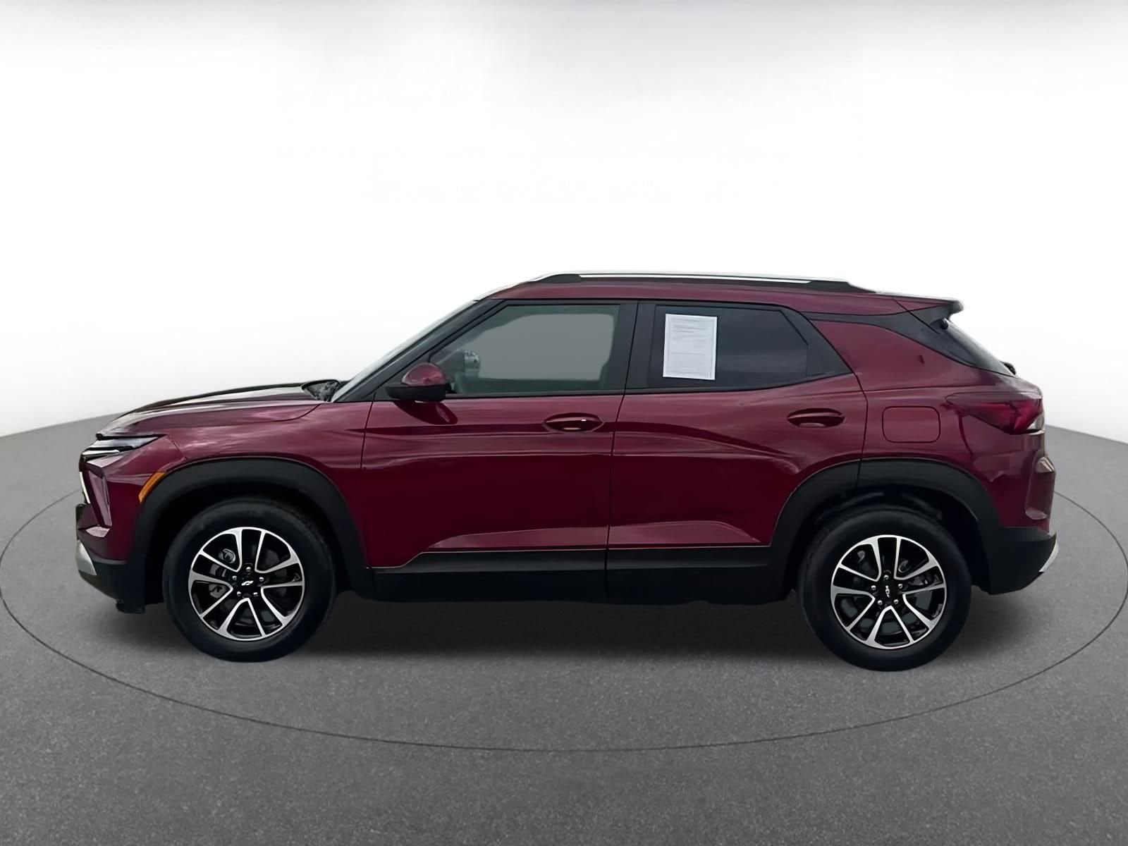 Thumbnail: 2025 Chevrolet TrailBlazer - 9