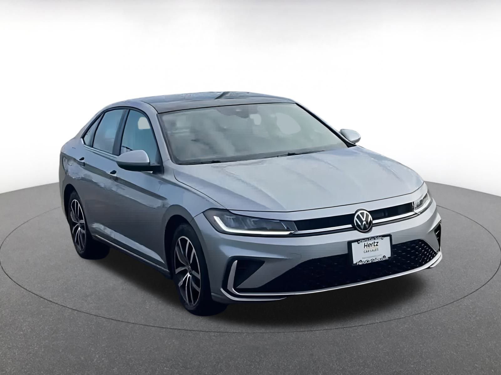 Thumbnail: 2025 Volkswagen Jetta - 3