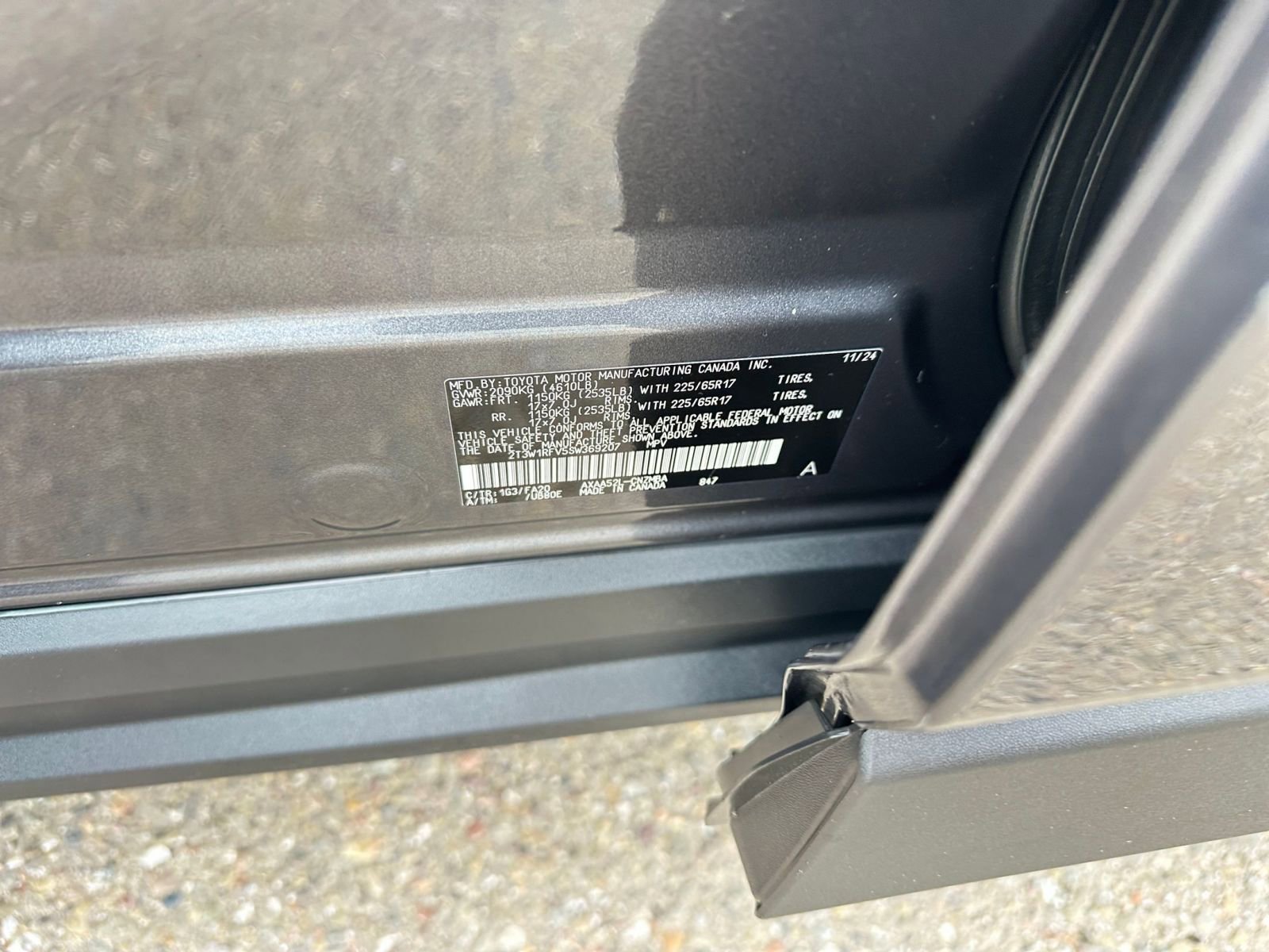 Thumbnail: 2025 Toyota RAV4 - 29