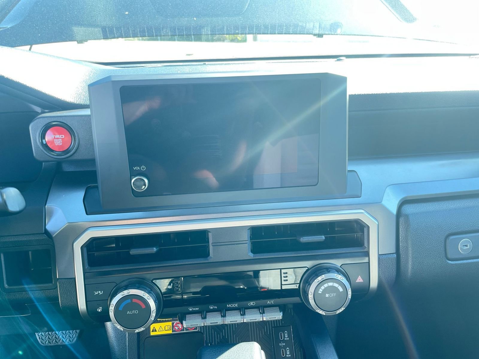 Thumbnail: 2025 Toyota 4Runner - 16