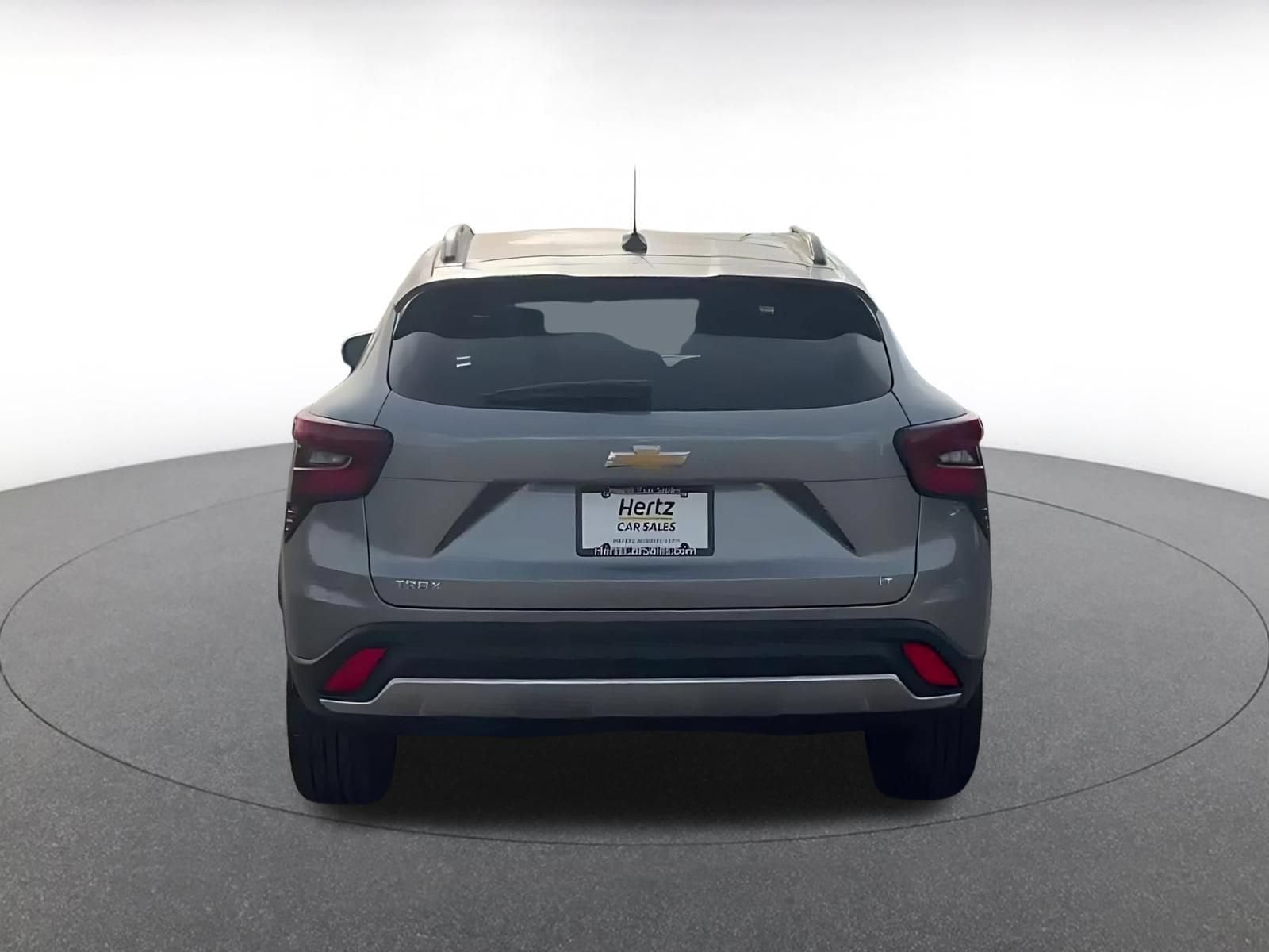 Thumbnail: 2025 Chevrolet Trax - 12