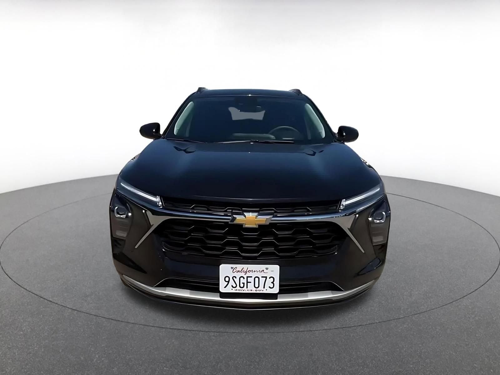 Thumbnail: 2025 Chevrolet Trax - 4