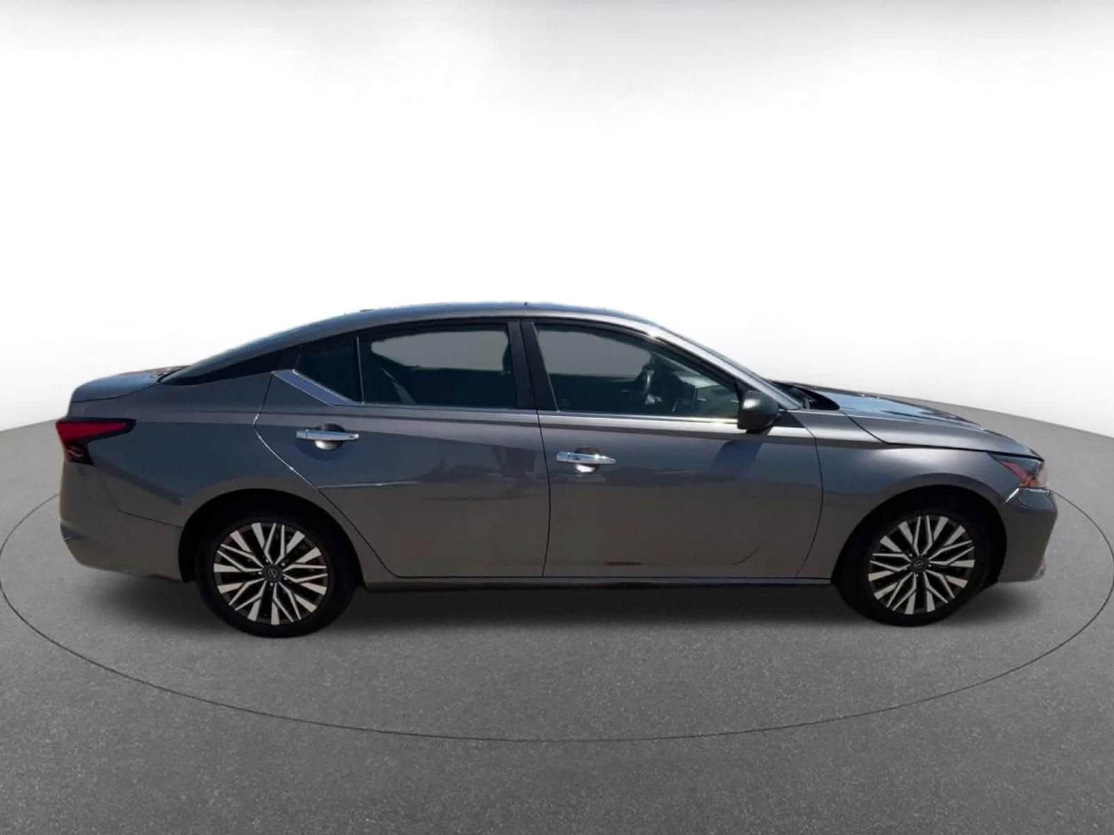 Thumbnail: 2024 Nissan Altima - 16