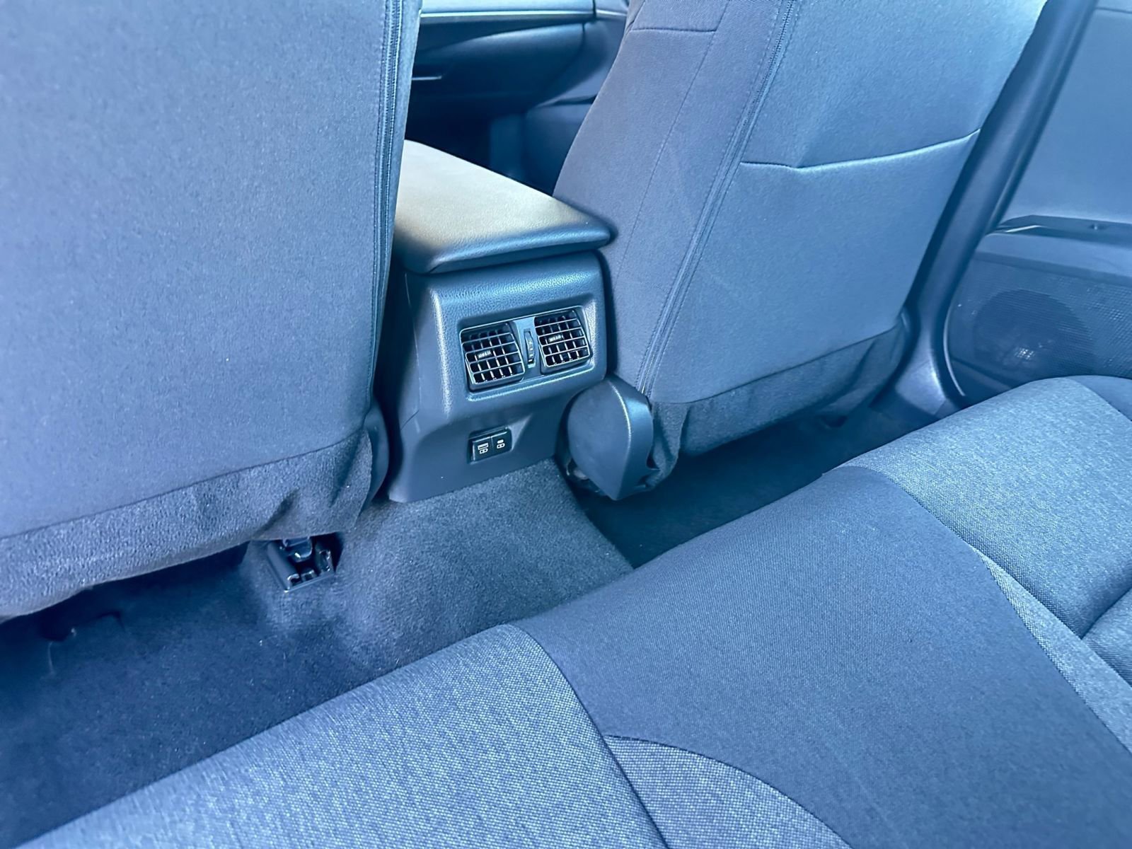 Thumbnail: 2025 Toyota Camry - 24