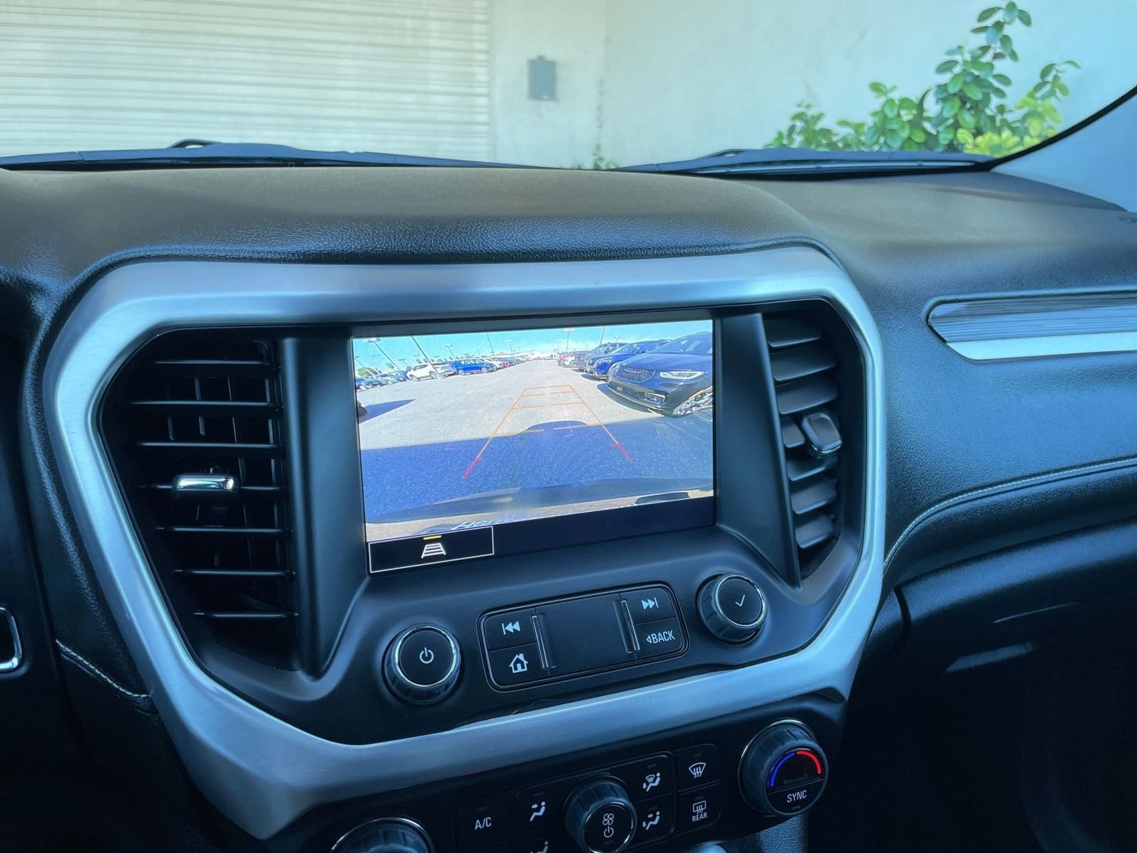 Thumbnail: 2023 GMC Acadia - 25