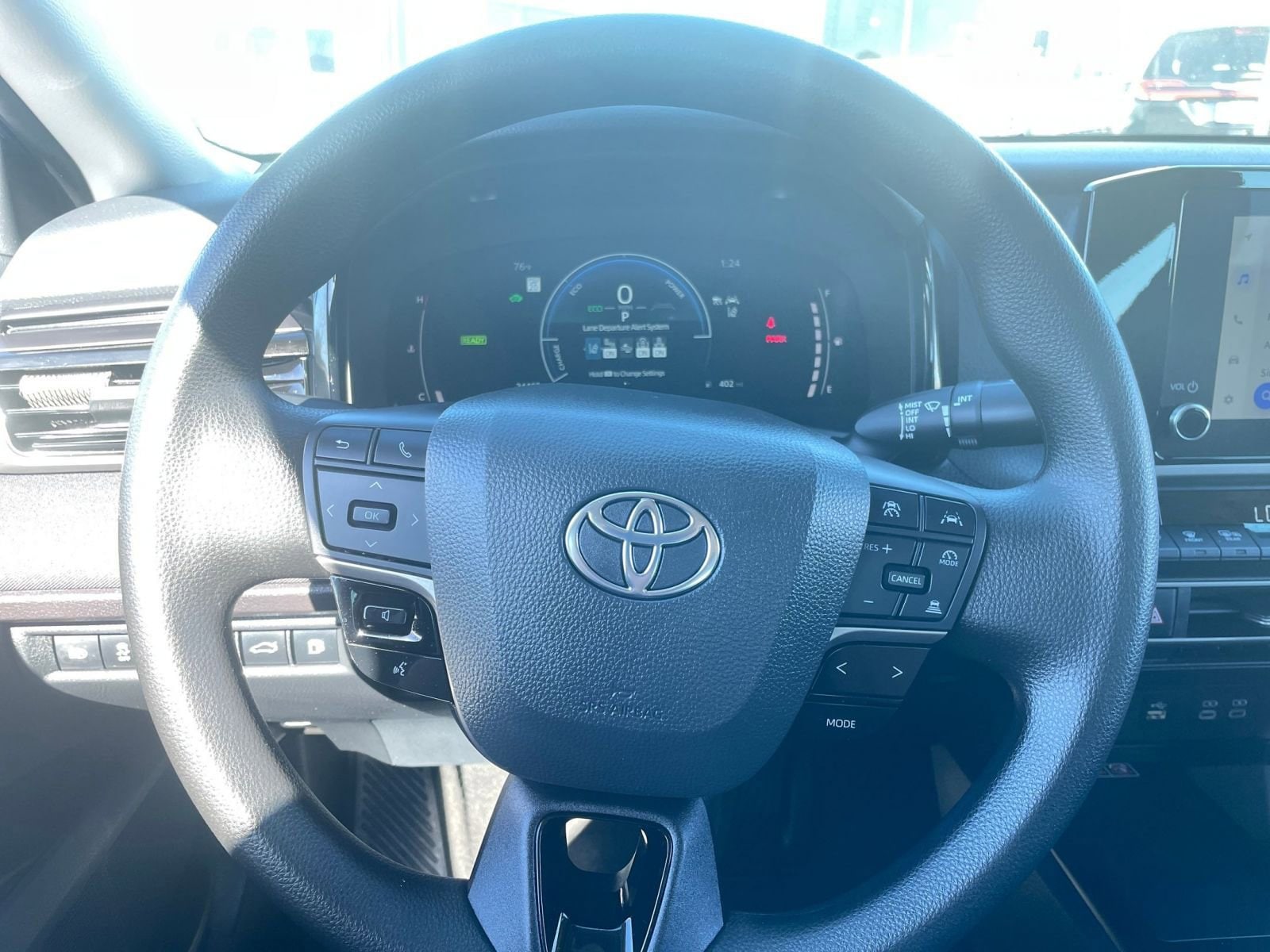 Thumbnail: 2025 Toyota Camry - 28