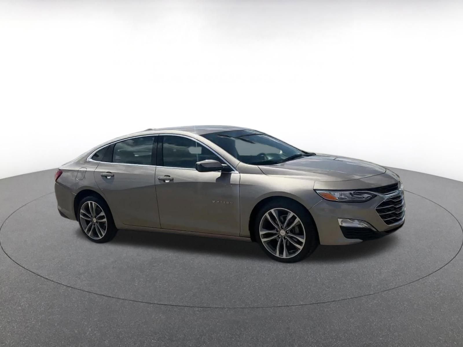 Thumbnail: 2024 Chevrolet Malibu - 2