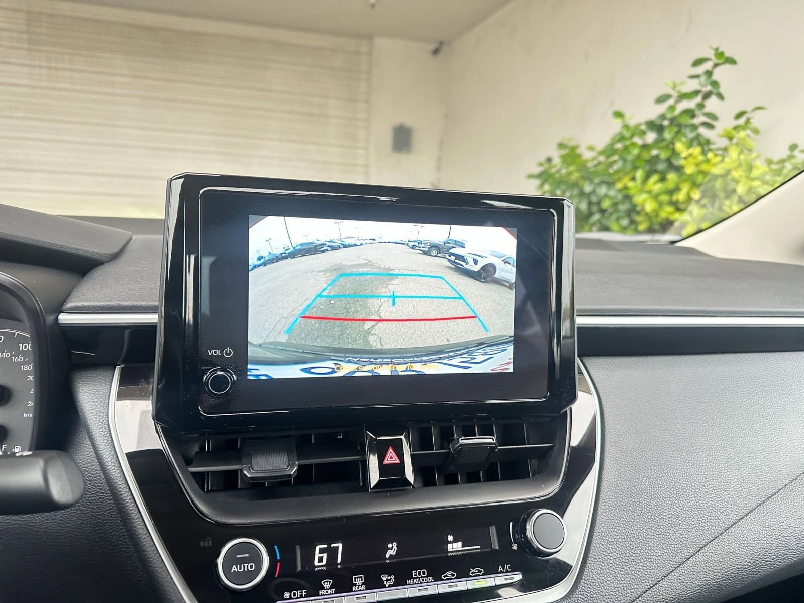 Thumbnail: 2025 Toyota Corolla - 17