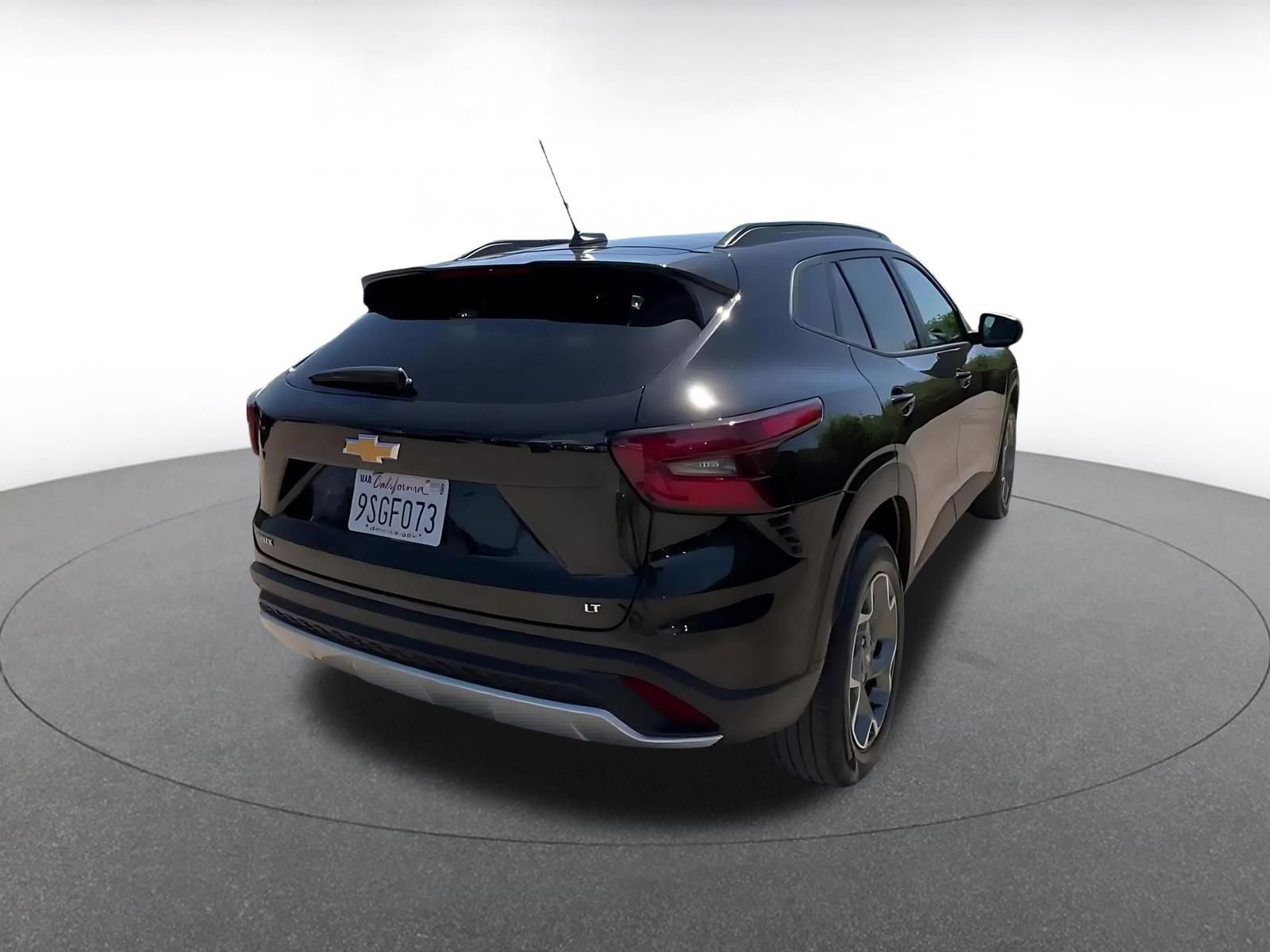 Thumbnail: 2025 Chevrolet Trax - 15