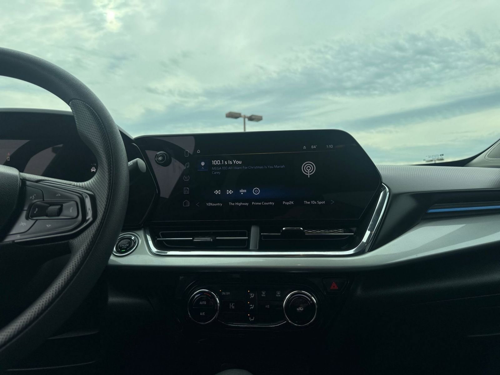 Thumbnail: 2025 Chevrolet Trax - 18