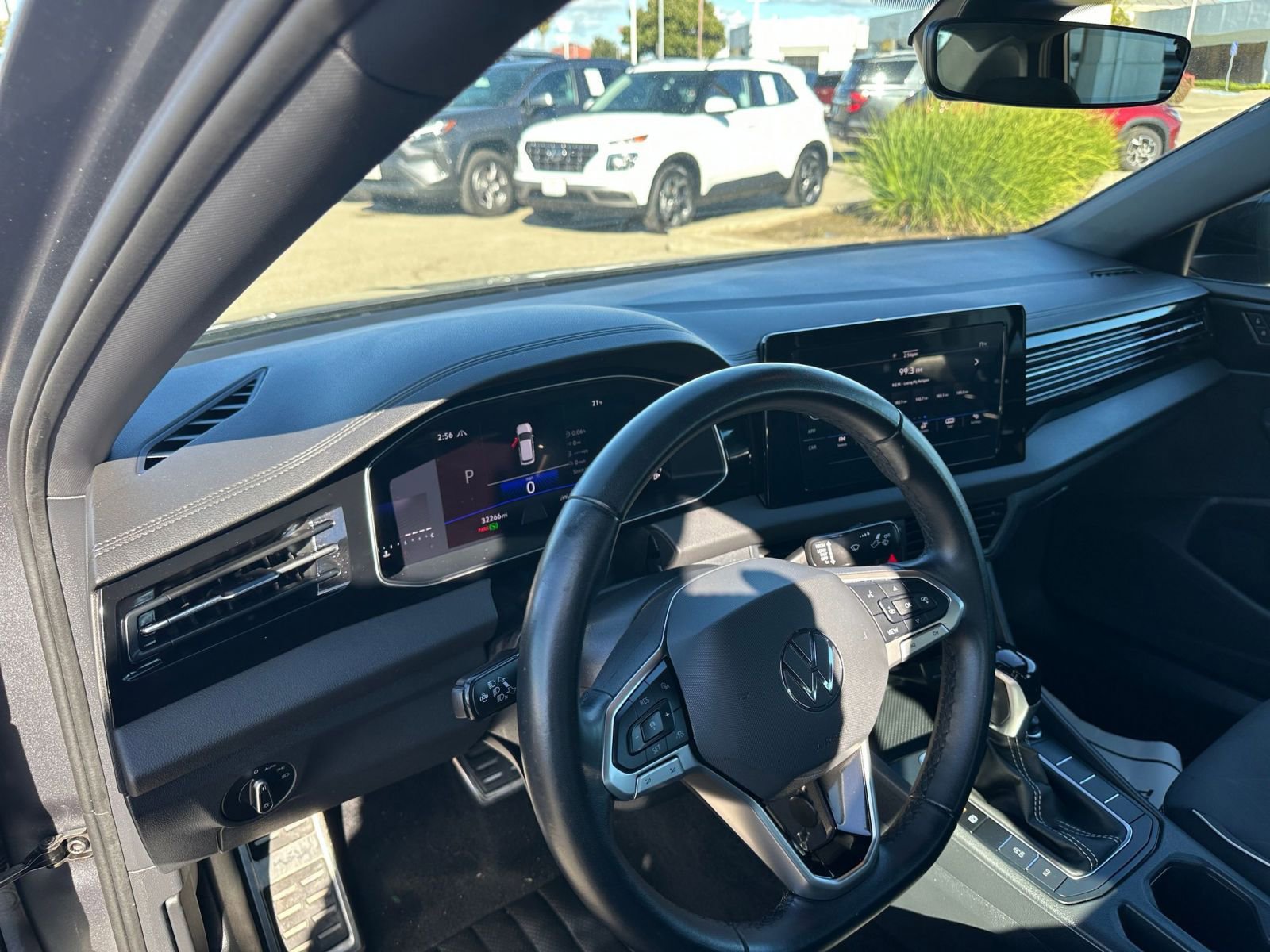 Thumbnail: 2025 Volkswagen Jetta - 34