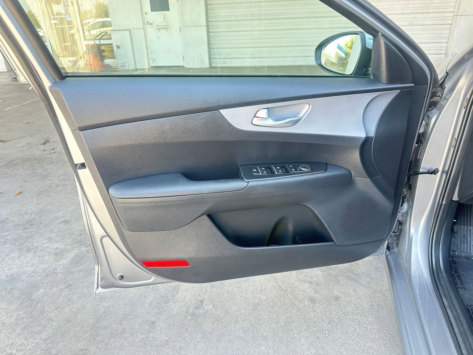 Thumbnail: 2024 Kia Forte - 20