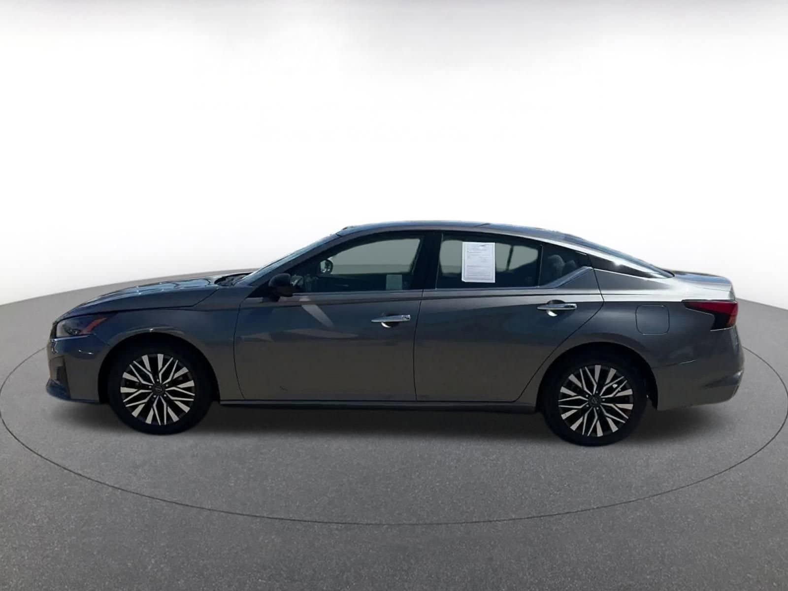 Thumbnail: 2024 Nissan Altima - 9