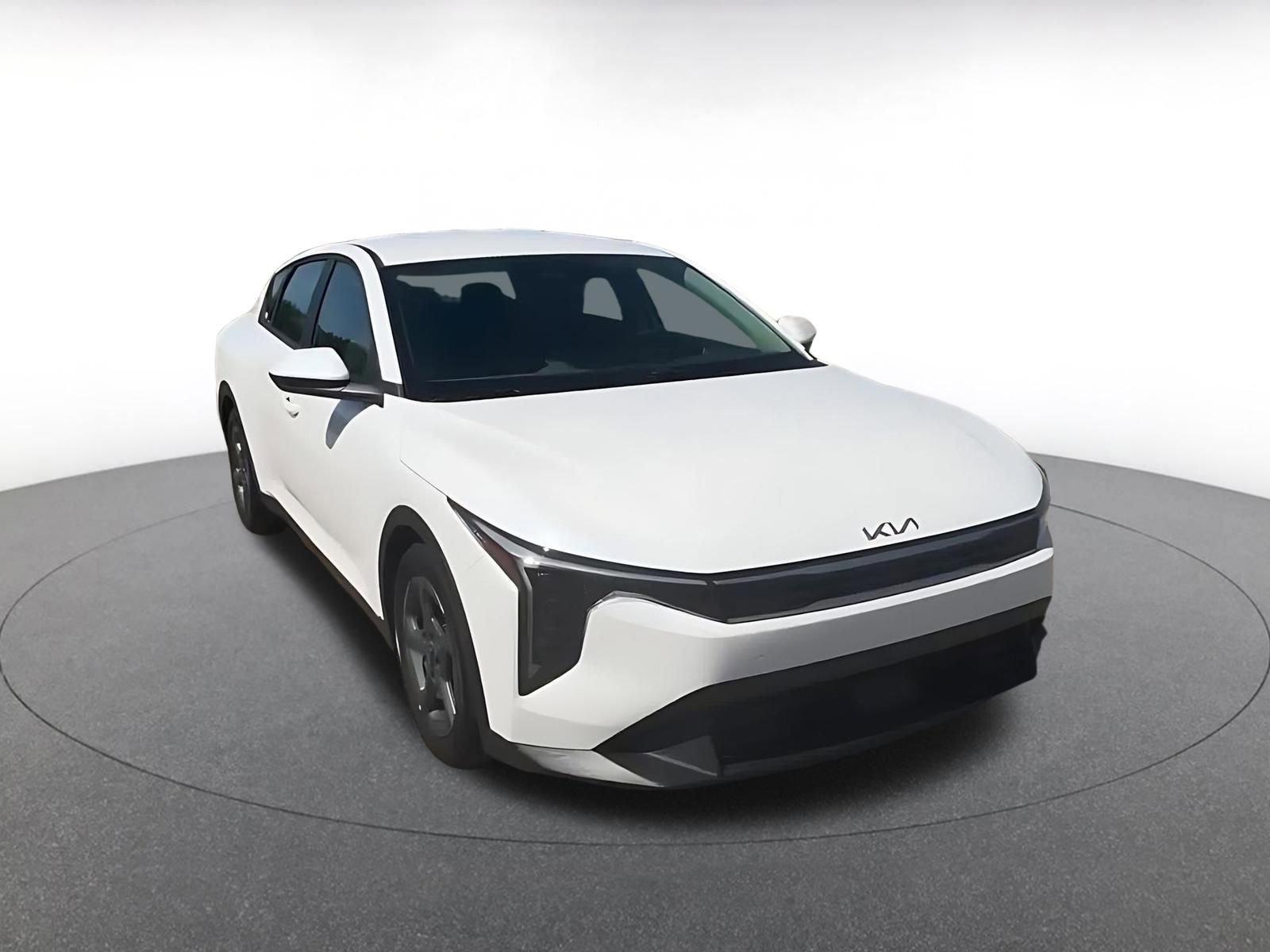 Thumbnail: 2025 Kia K4 - 3