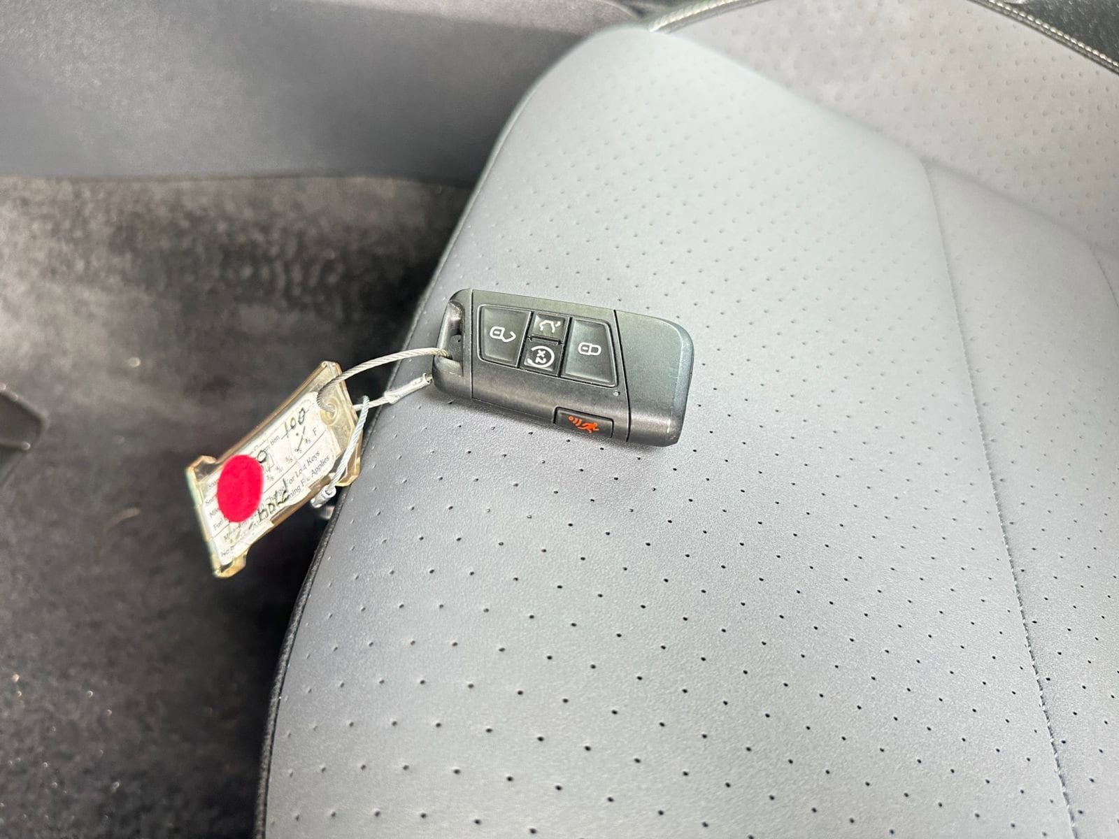 Thumbnail: 2025 Volkswagen Jetta - 28