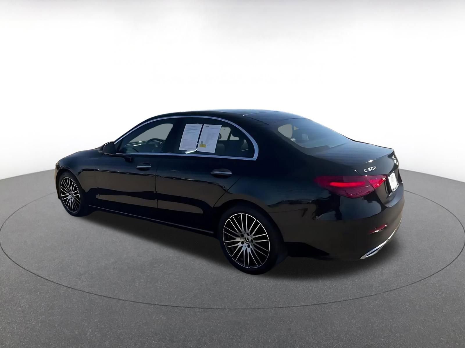 Thumbnail: 2024 Mercedes-Benz C-Class - 10