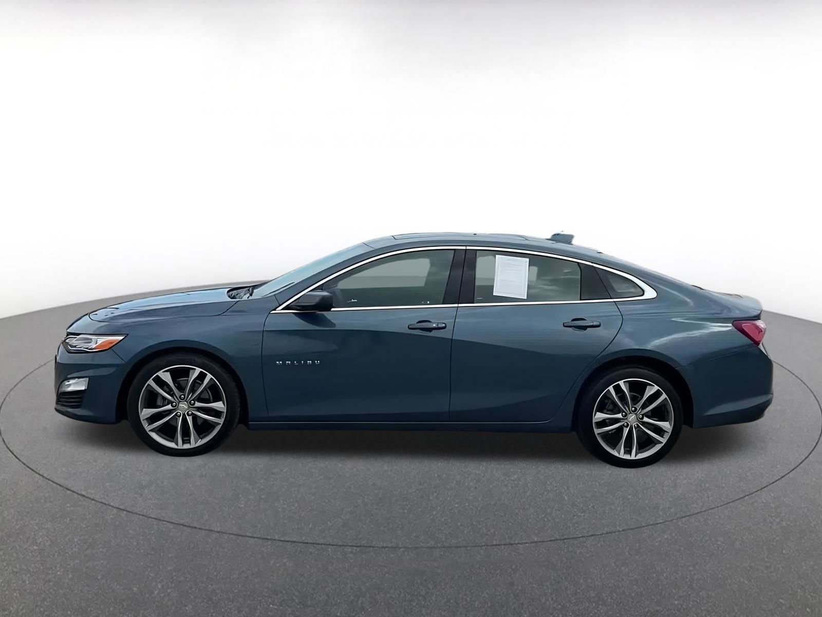 Thumbnail: 2024 Chevrolet Malibu - 9