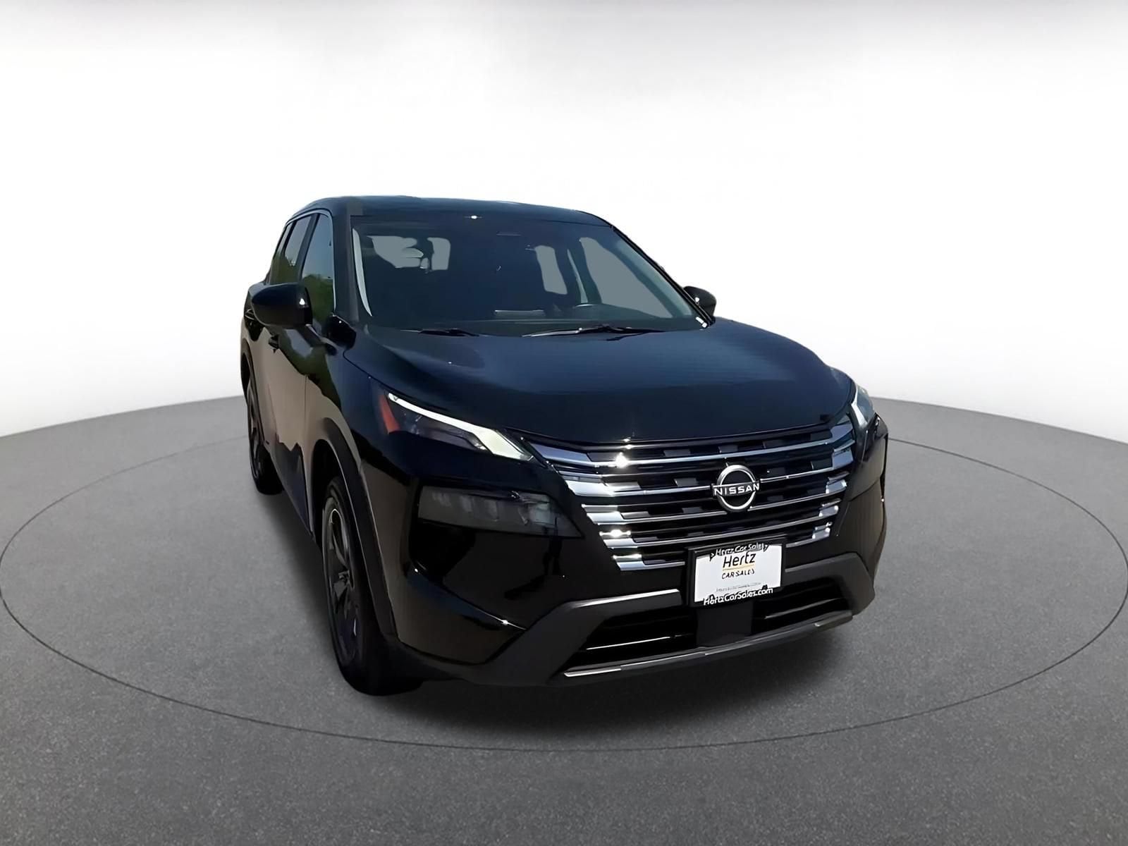 Thumbnail: 2025 Nissan Rogue - 3