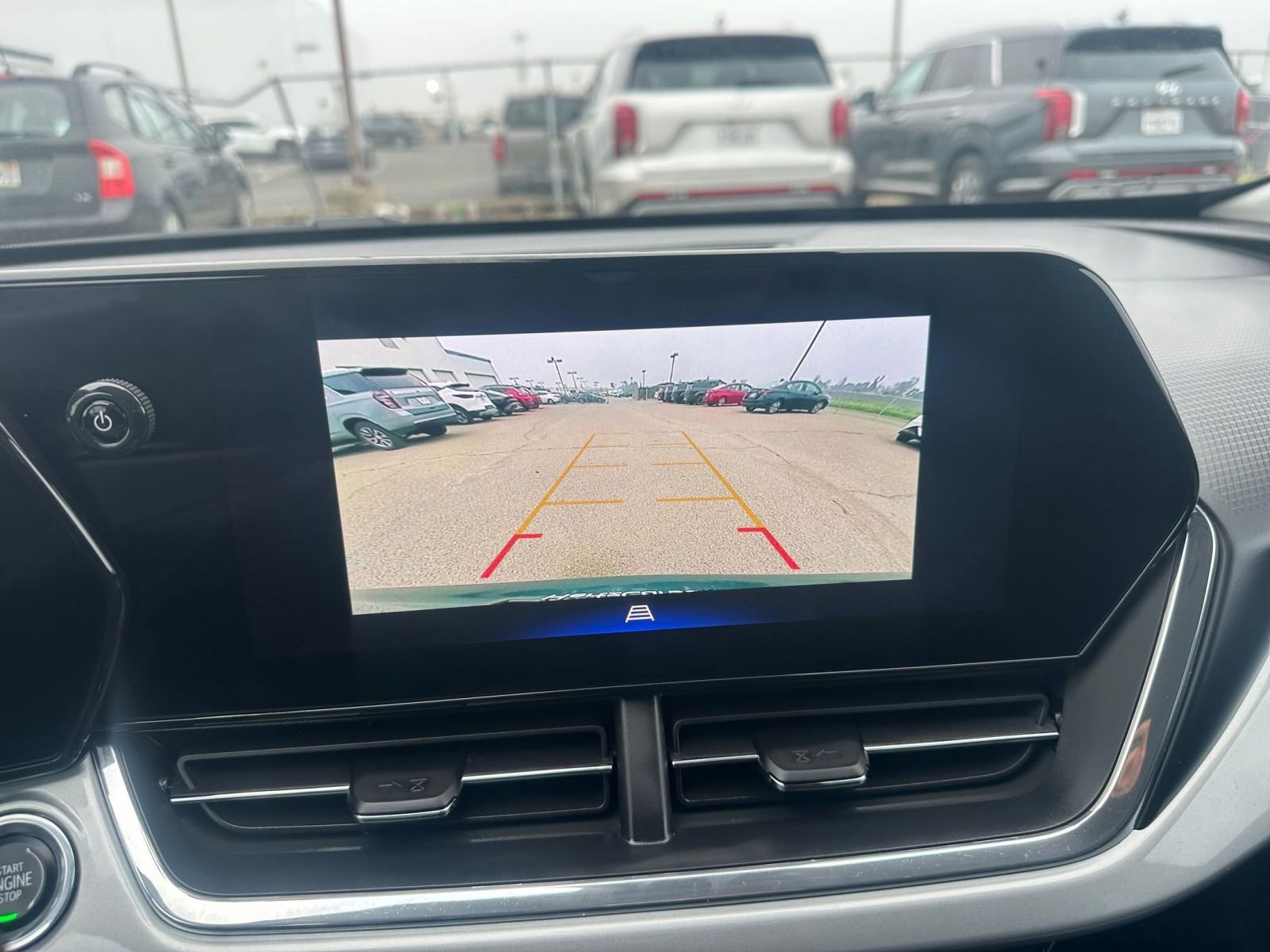 Thumbnail: 2025 Chevrolet Trax - 24