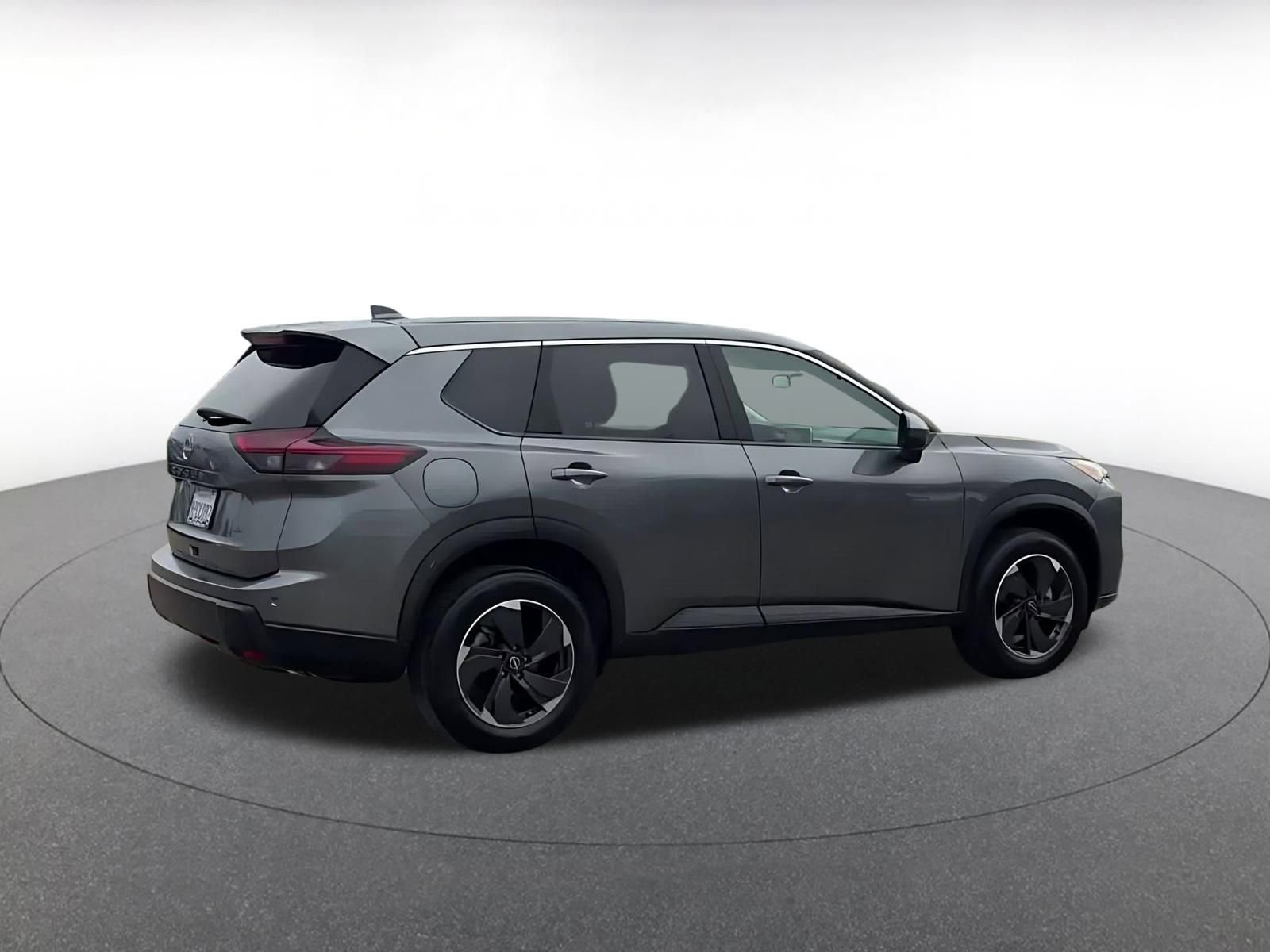 Thumbnail: 2025 Nissan Rogue - 15