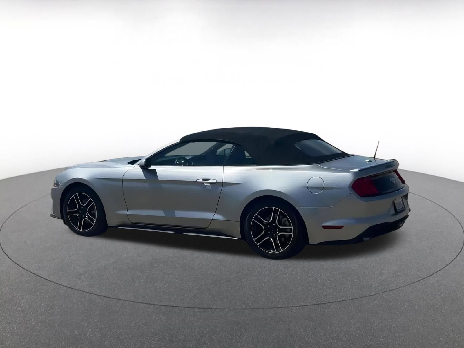 Thumbnail: 2023 Ford Mustang - 8
