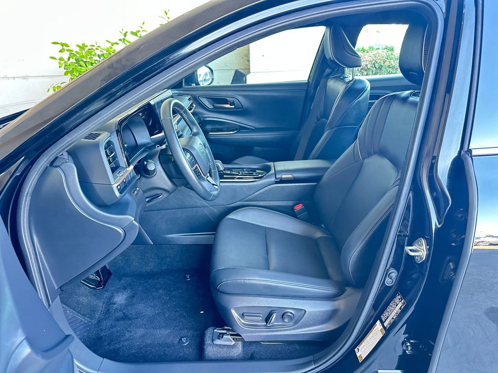 Thumbnail: 2025 Toyota Crown - 27