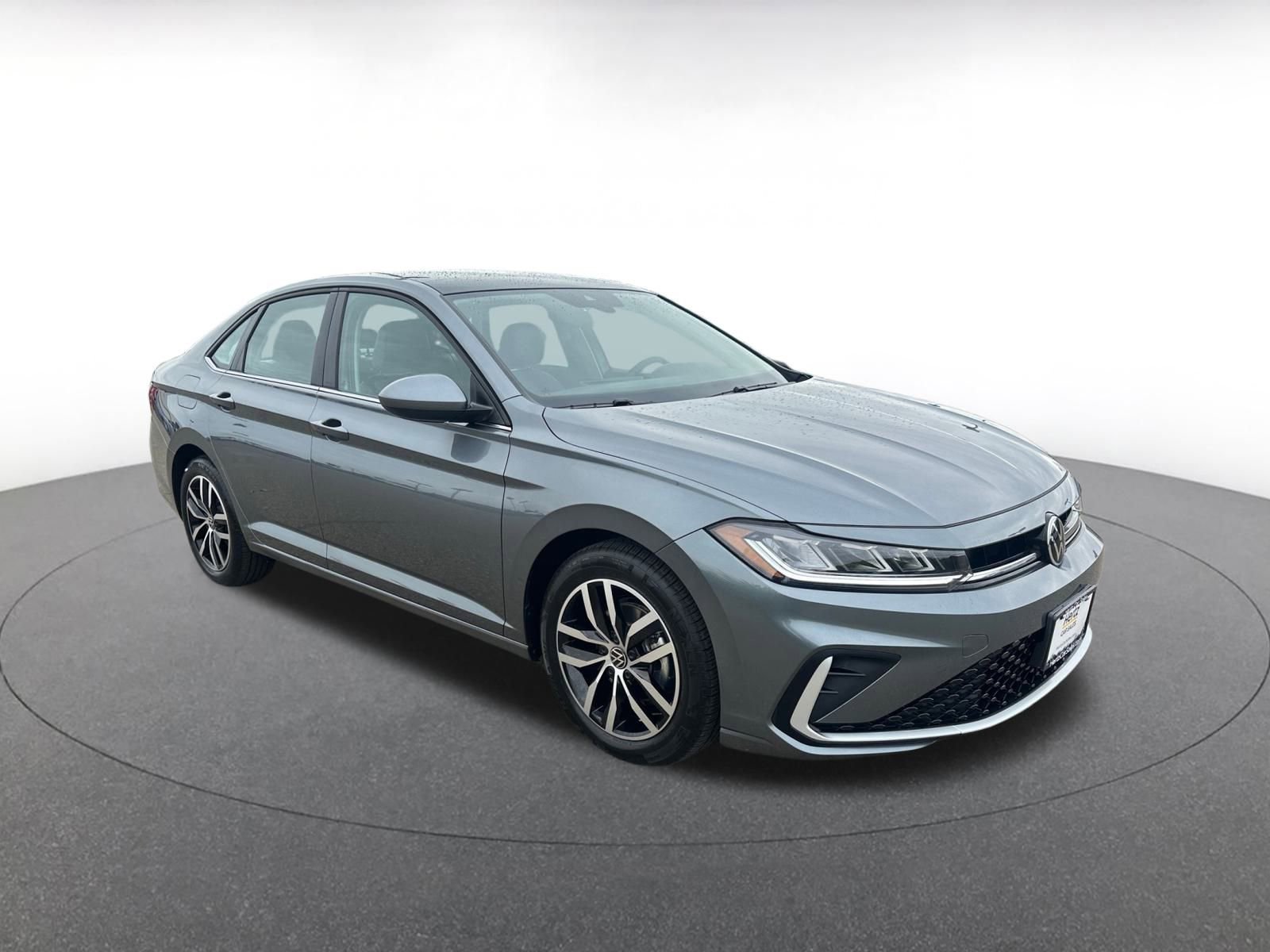 Thumbnail: 2025 Volkswagen Jetta - 1