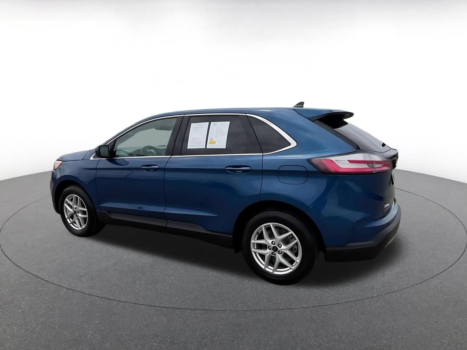 Thumbnail: 2024 Ford Edge - 10