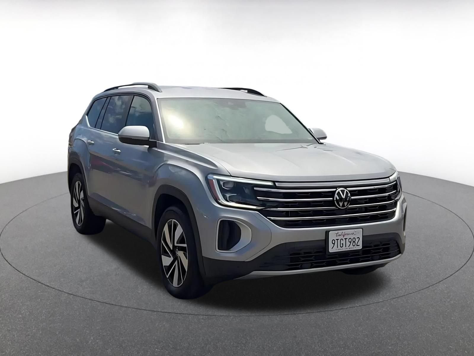Thumbnail: 2026 Volkswagen Atlas - 3