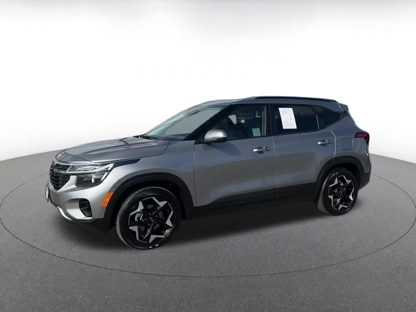 Thumbnail: 2025 Kia Seltos - 8