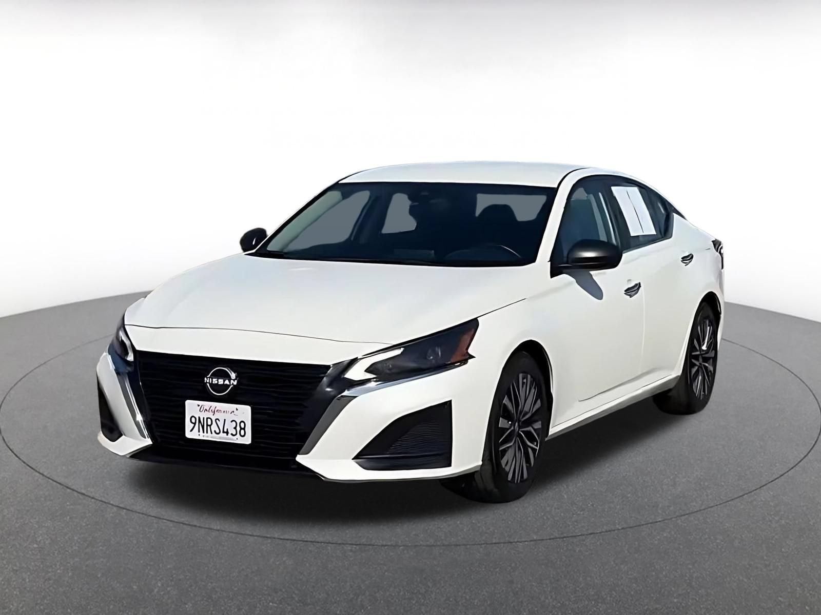 Thumbnail: 2025 Nissan Altima - 6