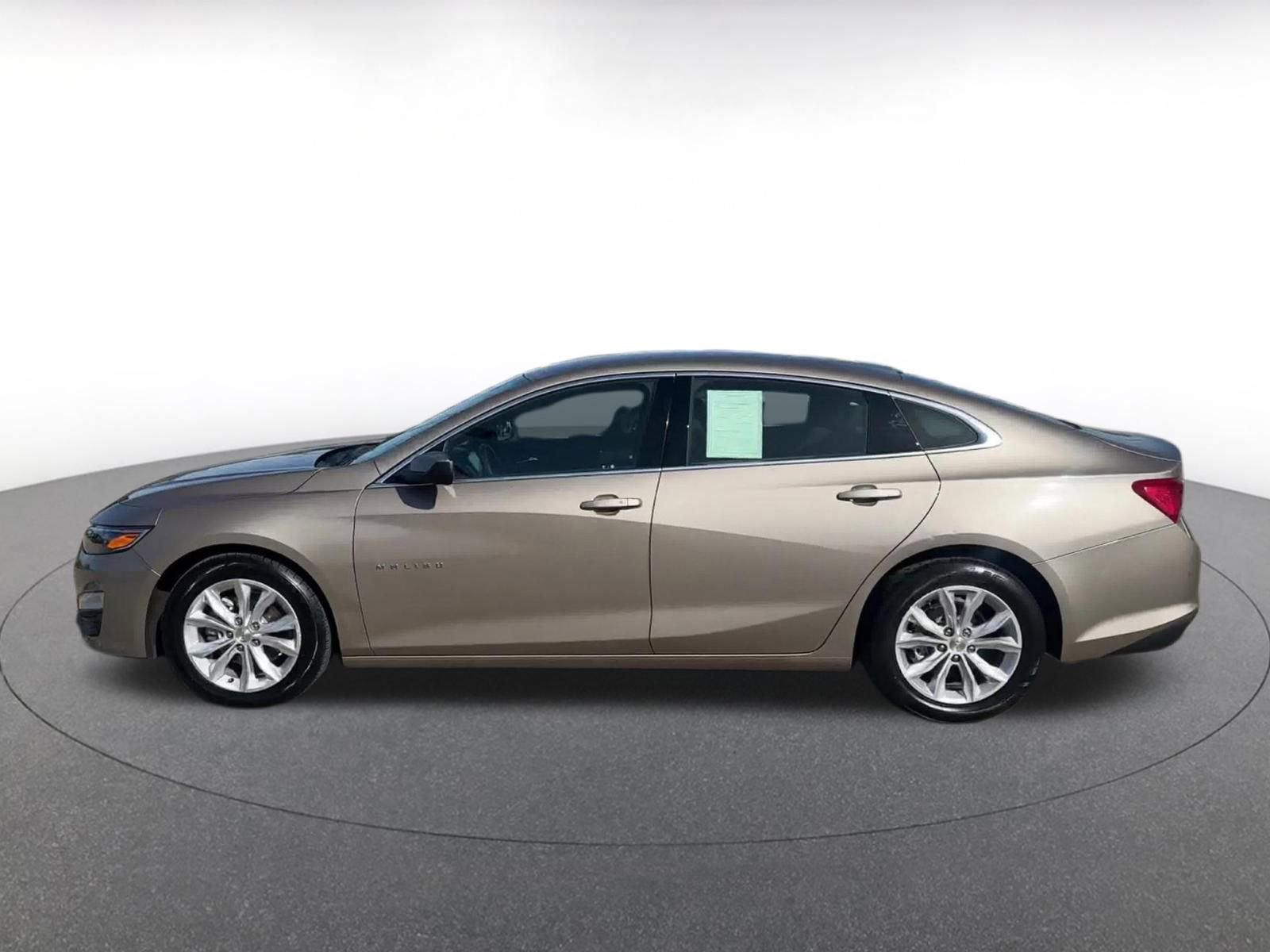 2023 Chevrolet Malibu LT 8