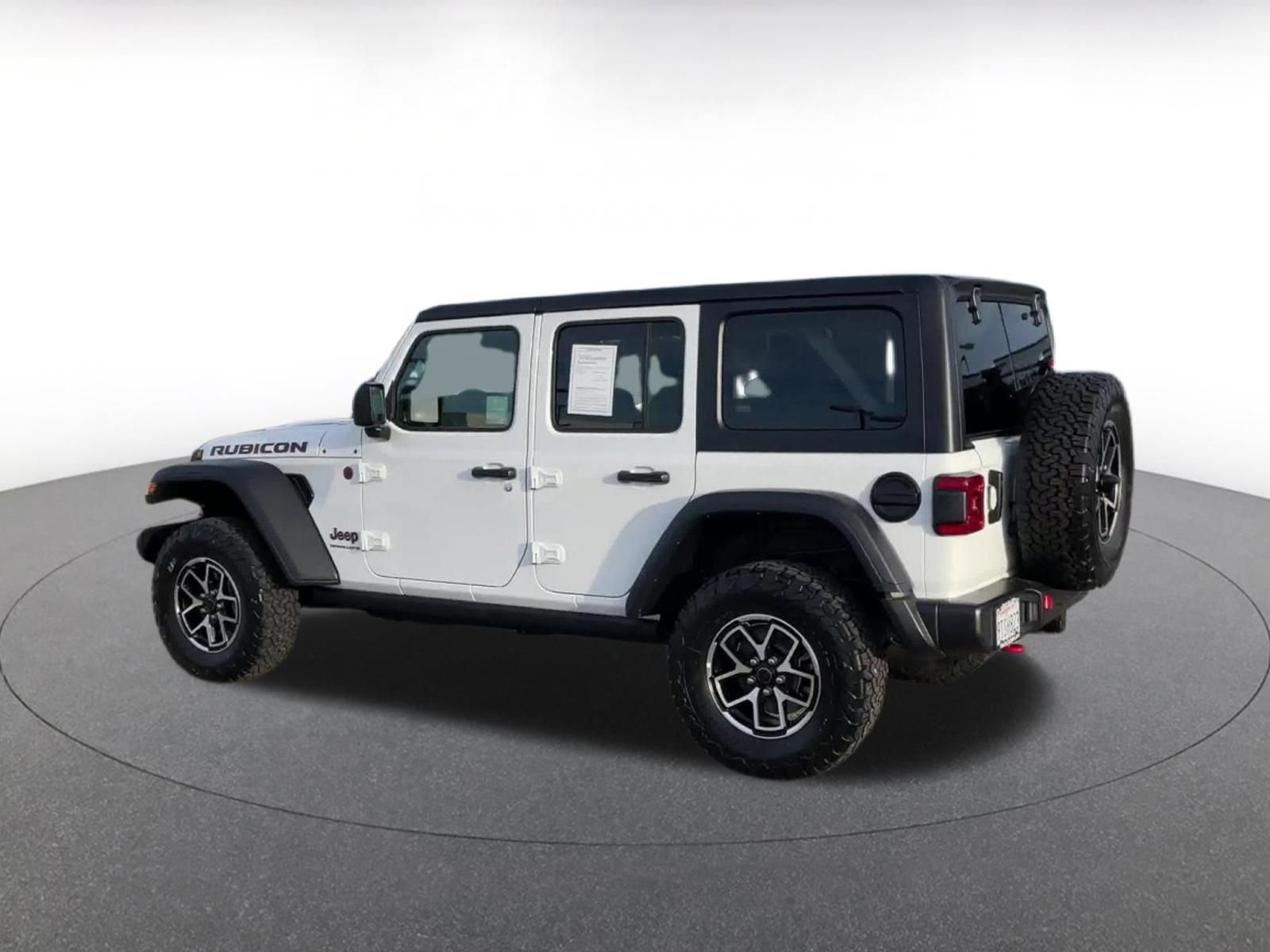 Thumbnail: 2025 Jeep Wrangler - 10