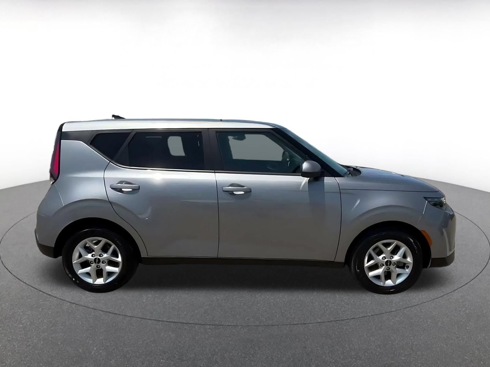 Thumbnail: 2025 Kia Soul - 16