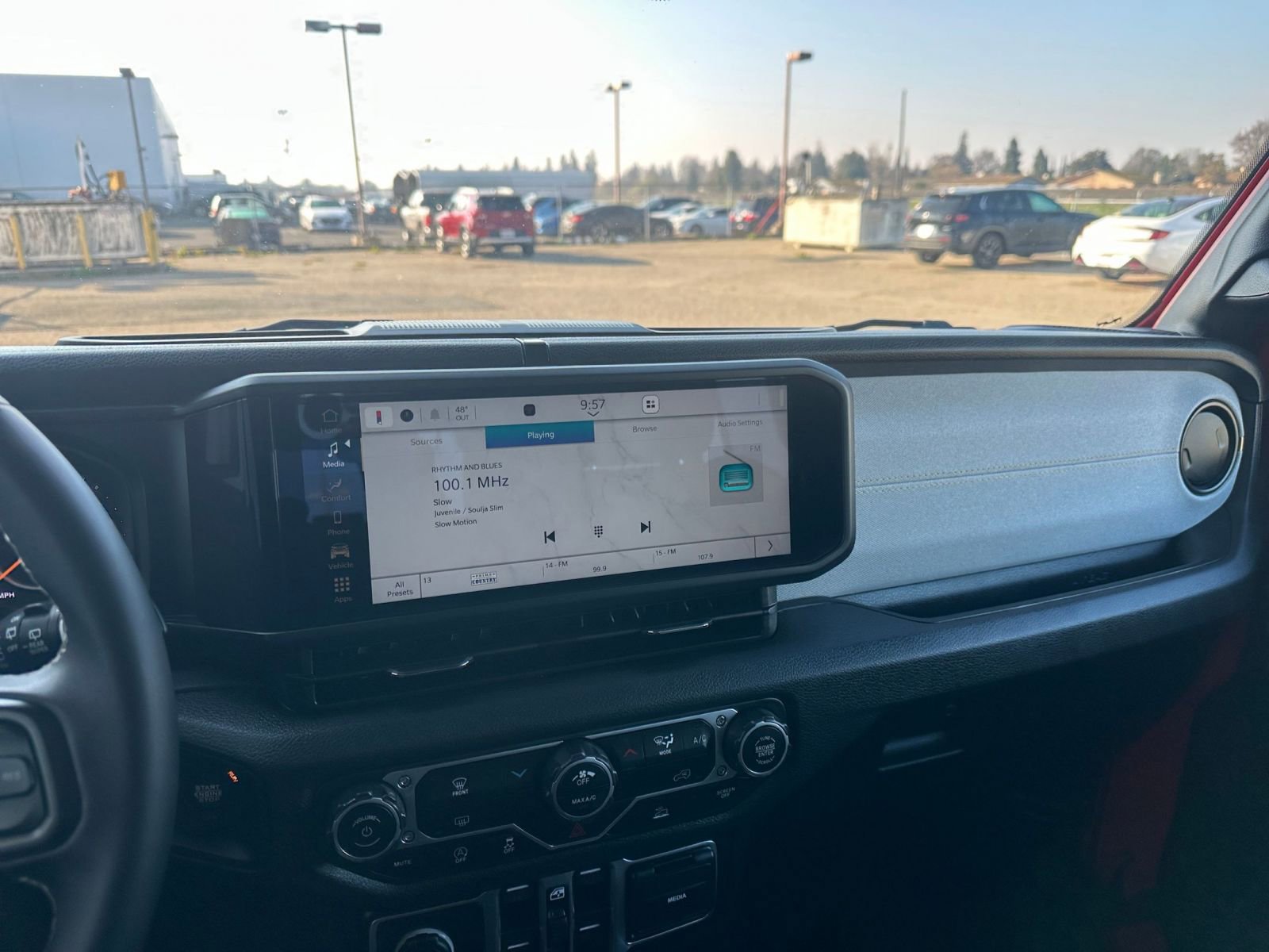 Thumbnail: 2025 Jeep Wrangler - 21